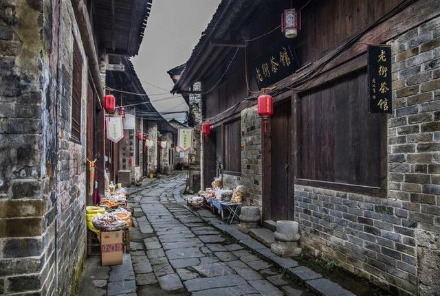 快点上厕所